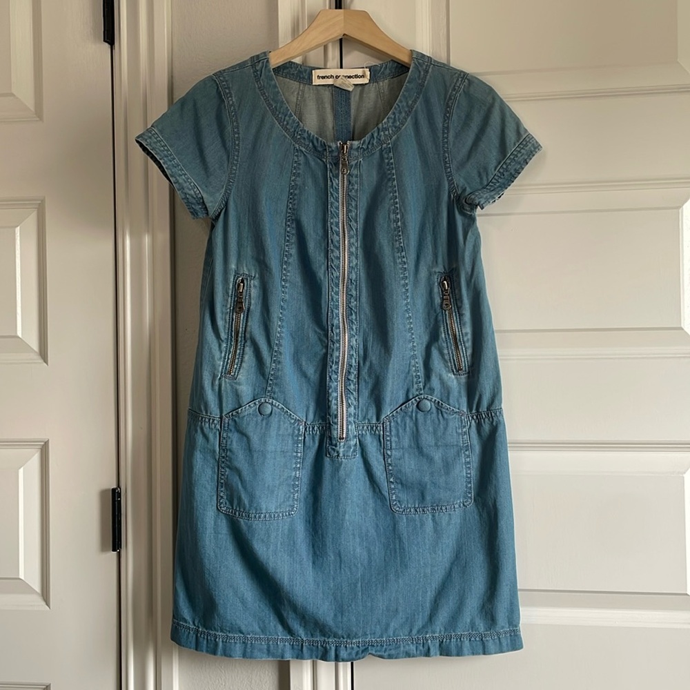 French Connection Boxy Denim Short Sleeve Dress with Lavender Stitch and Zipper